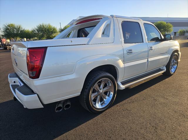 2005 cadillac escalade ext base