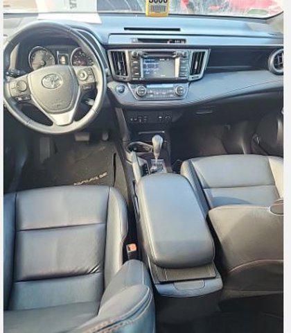 2018 toyota rav4 se