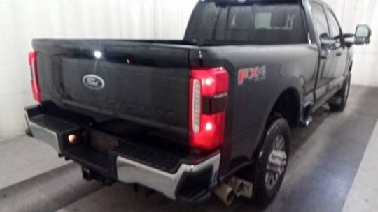 2023 ford f-350 super duty lariat