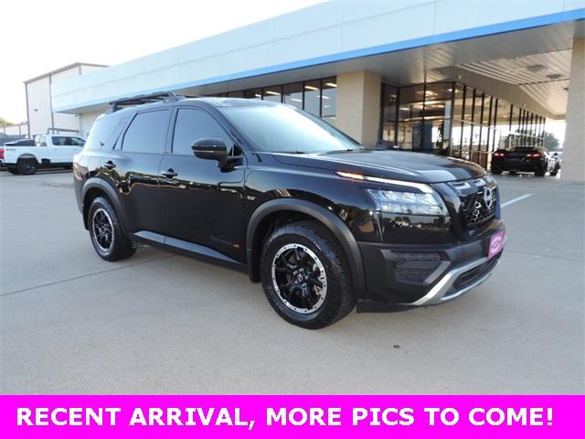 2023 nissan pathfinder rock creek
