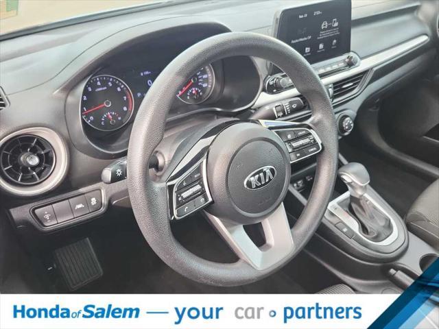 2021 kia forte lxs
