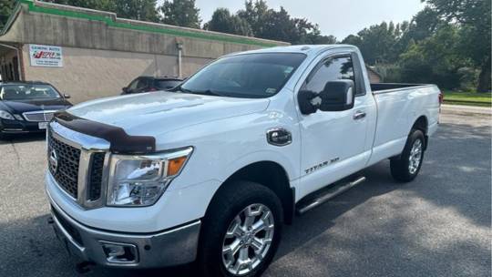 2017 Nissan Titan