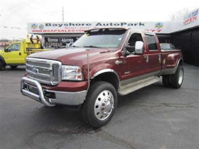 used 2005 ford super duty f-350 drw 172 inch king ranch 4wd 4x4 truck in saint james, ny