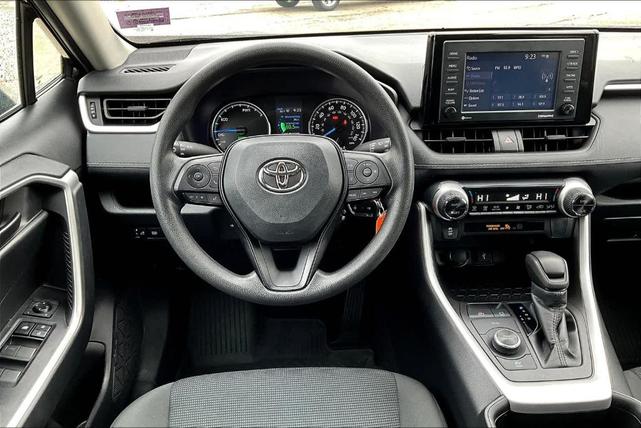 2022 toyota rav4 hybrid le