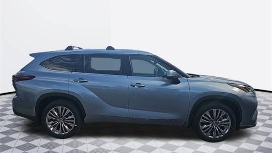 2024 Toyota Highlander