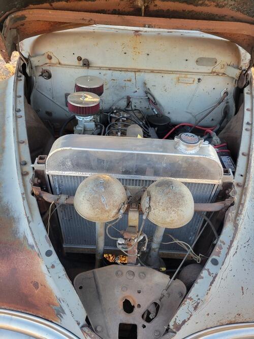 1948 plymouth p15 special deluxe with column shift(3 on the tree). has the