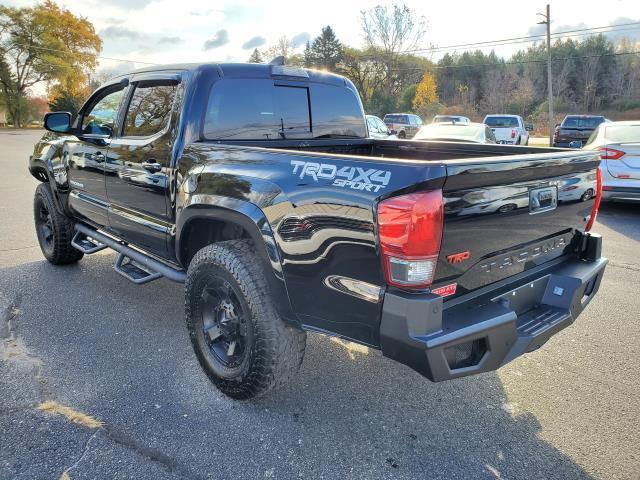 2017 toyota tacoma trd sport