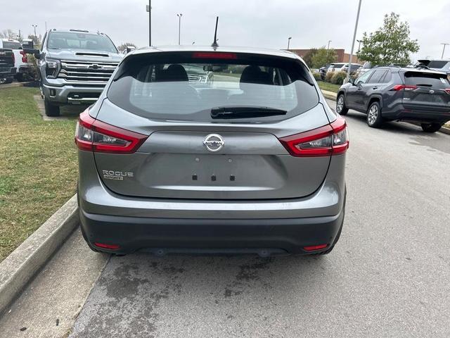2022 nissan rogue sport s