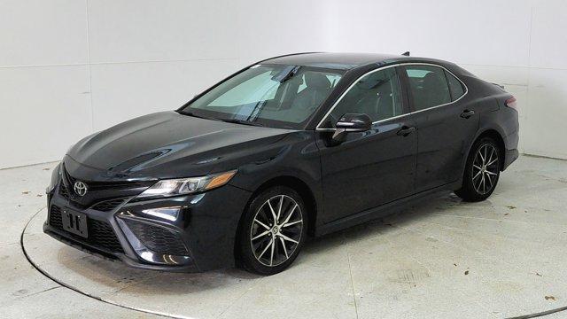 2021 toyota camry se nightshade