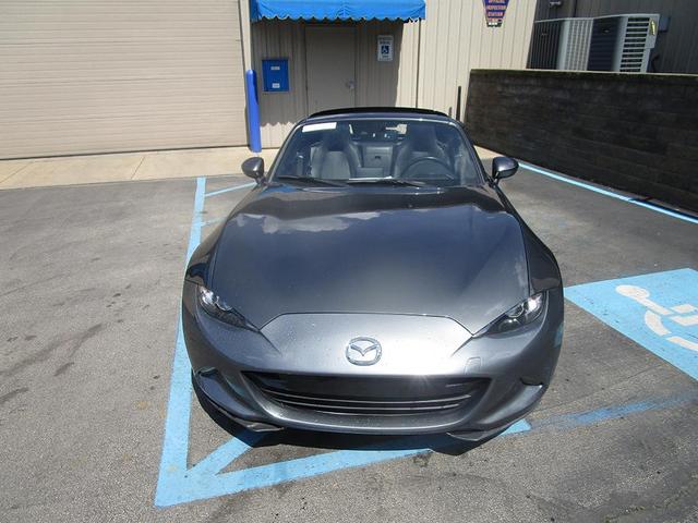 2020 mazda mx-5 miata grand touring