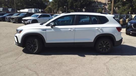 2024 Volkswagen Taos