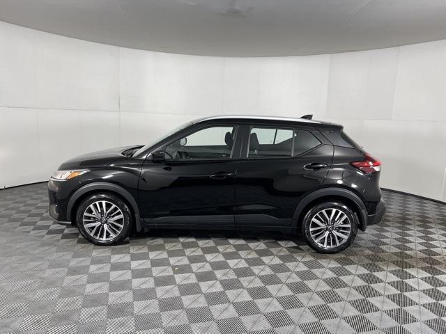 2023 nissan kicks sv