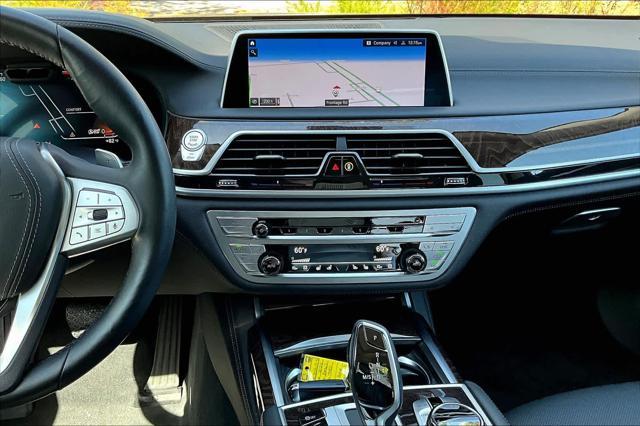 2022 bmw 740 i