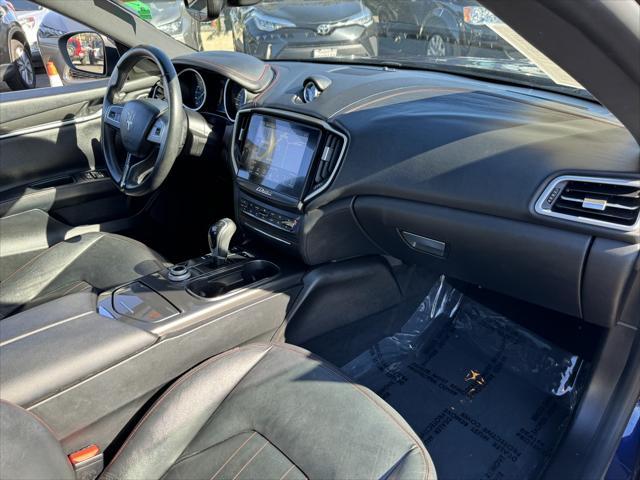 2017 maserati ghibli base