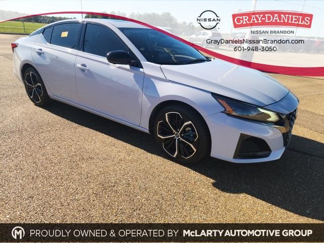 2024 nissan altima 2.0 sr
