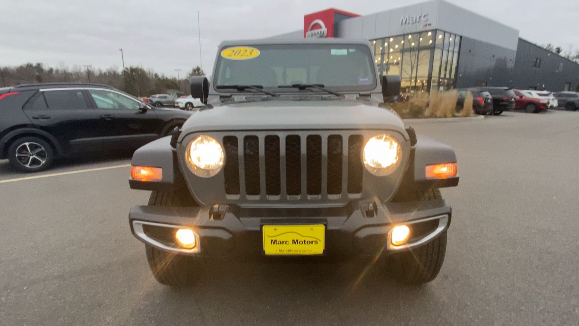 2023 jeep gladiator sport