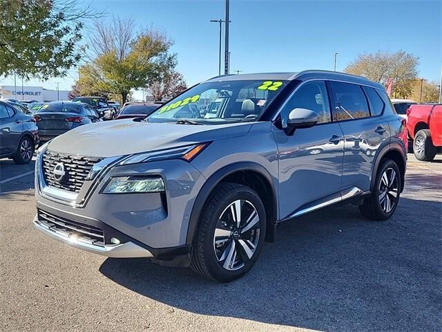 2022 nissan rogue platinum