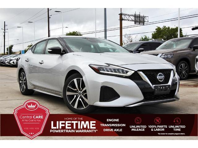 2021 nissan maxima sv