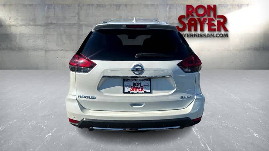 2020 nissan rogue sl