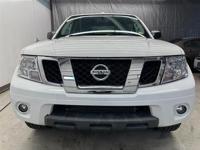 2013 nissan frontier sv