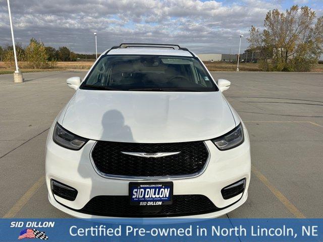 2022 chrysler pacifica touring-l