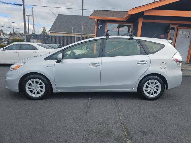 2013 toyota prius in tacoma, washington