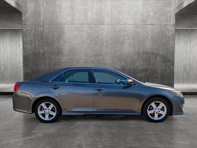 2013 toyota camry se