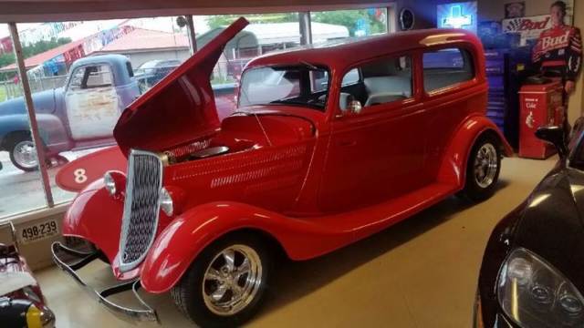 1934 ford sedan automatic rwd v8 5.0l gasoline