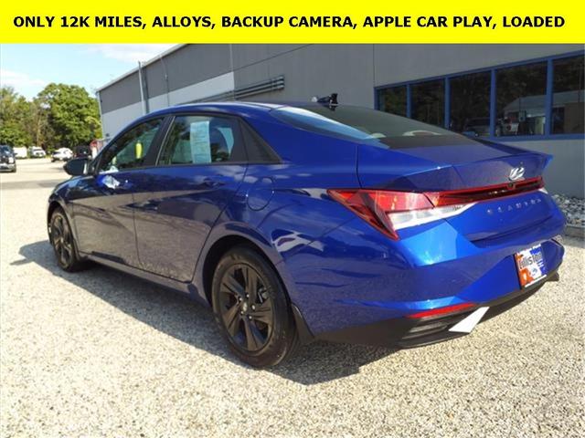 2022 hyundai elantra sel