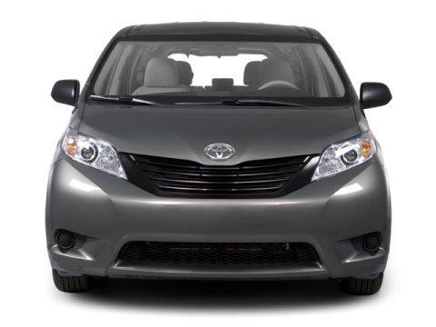 2013 toyota sienna limited