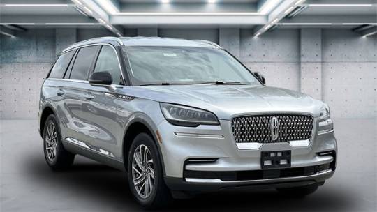 2022 lincoln aviator standard