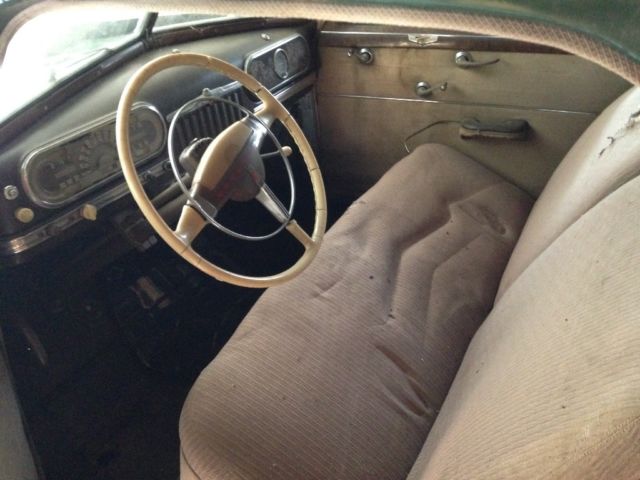 1942 oldsmobile 2 door club sedan
