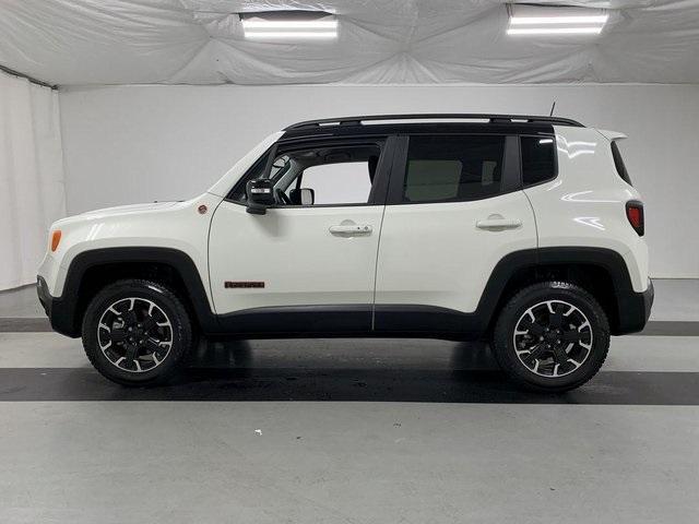 2023 jeep renegade trailhawk