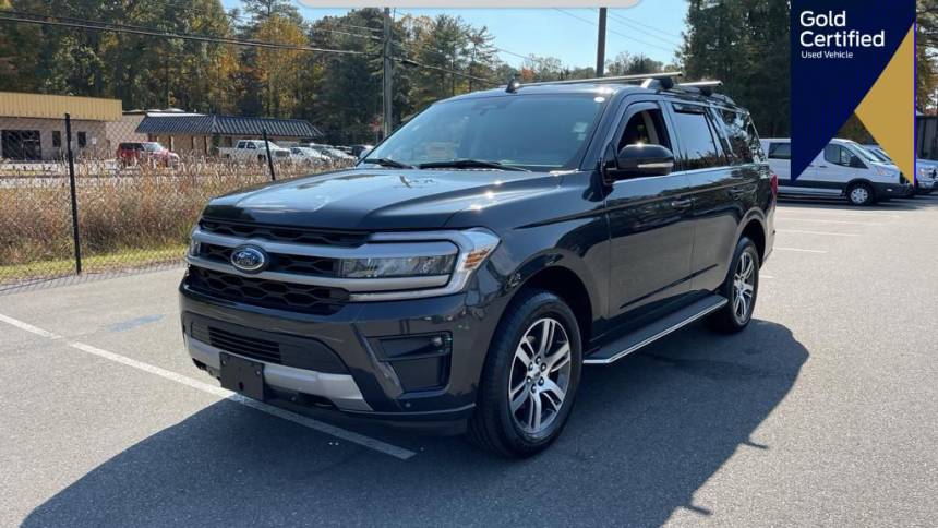 2022 ford expedition xlt