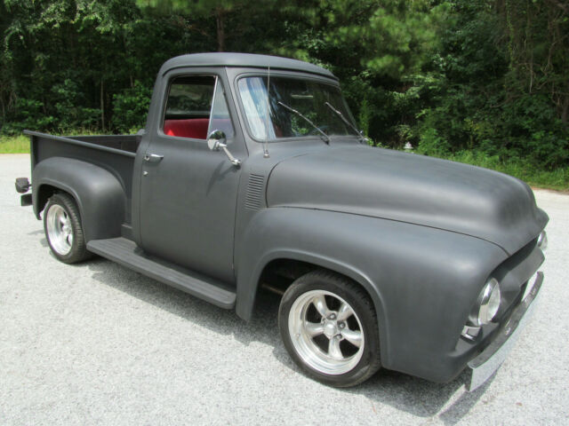 350 v8, rocket 350 trans, pwr steering, pwr brakes, awesome driver!