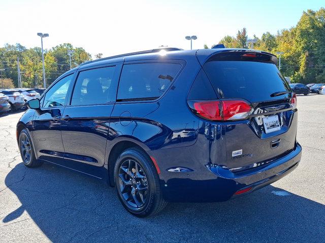 2019 chrysler pacifica touring l