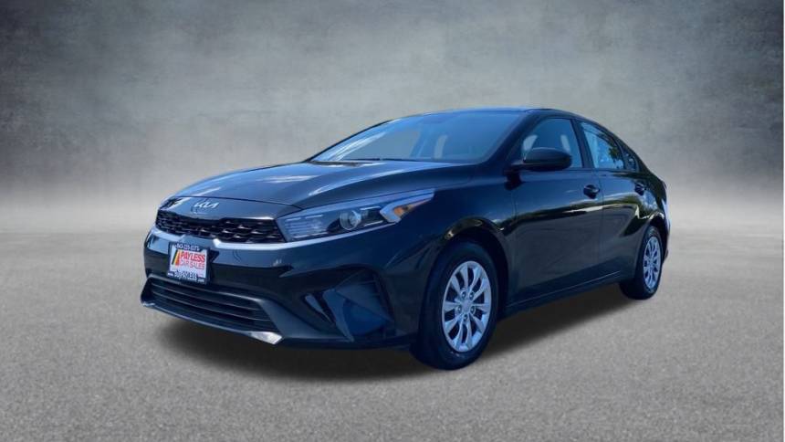 2023 kia forte lx