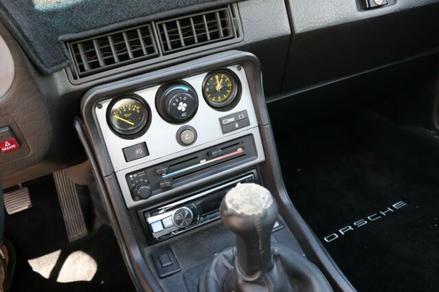 944 porsche 944 base