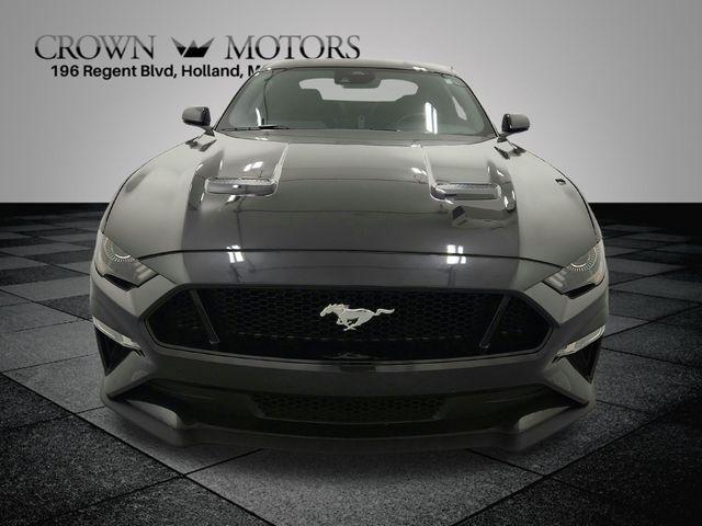 2022 ford mustang gt premium