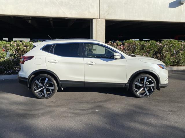 2022 nissan rogue sport sl