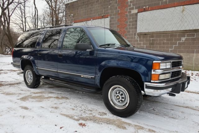 1994 chevrolet suburban 125160 miles blue suv 350 cid v8 automatic