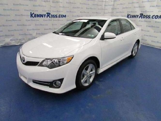 2014 toyota camry 4dr sdn i4 auto se (natl) *ltd avai in irwin, pa