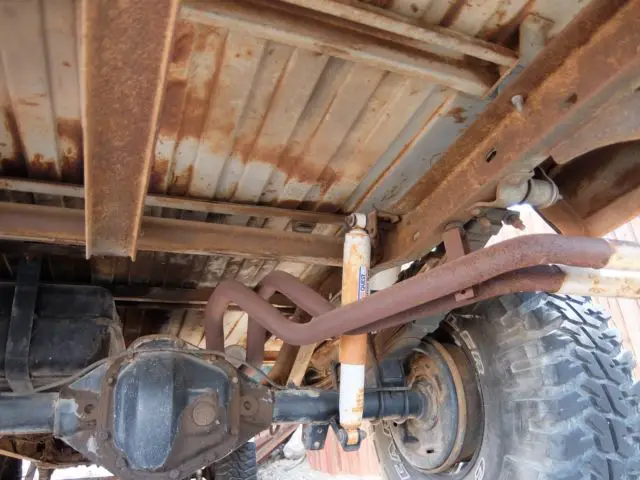 1969 jeep gladiator j-3000 ½ ton townside pickup with 327 engine