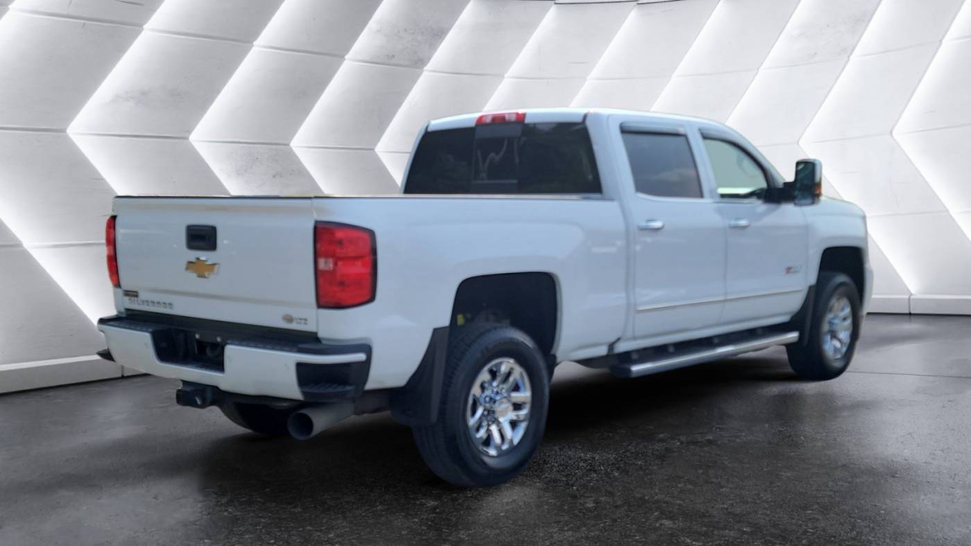 2017 chevrolet silverado 3500hd ltz