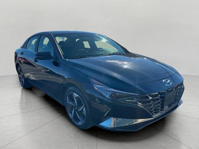 2022 hyundai elantra limited