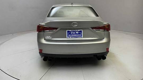 2017 Lexus IS