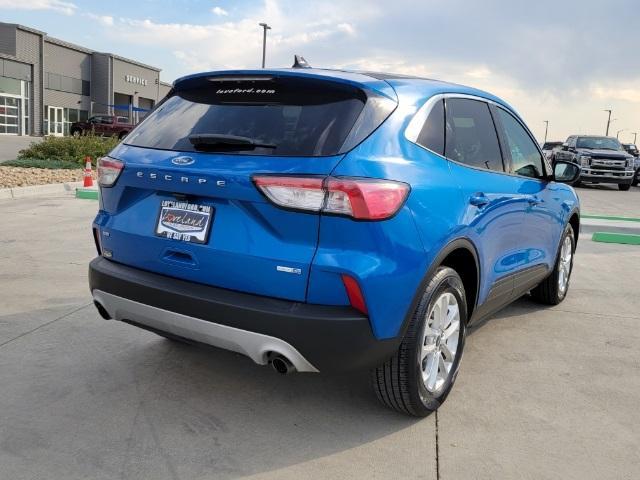 2020 ford escape se