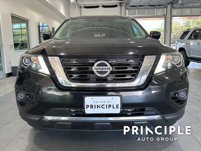 2017 nissan pathfinder s