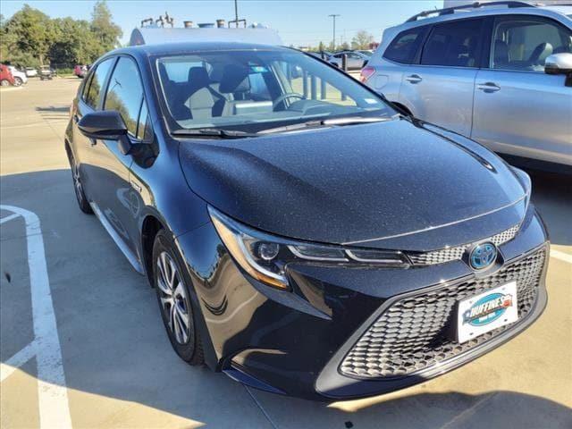 2021 toyota corolla hybrid le