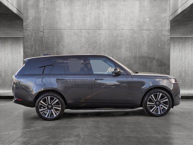2023 land rover range rover p400 se
